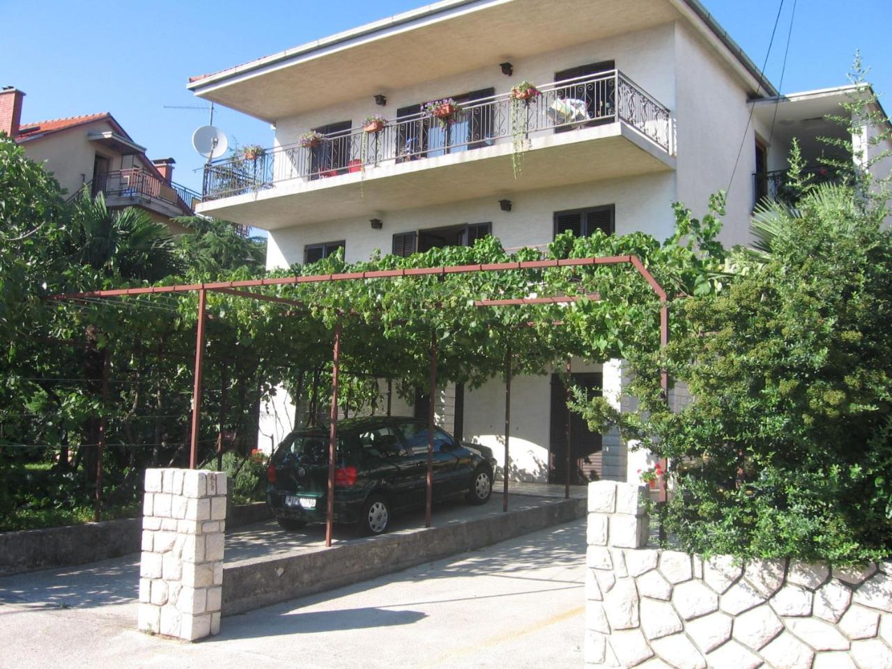 Apartment Vucko 6 Pax Crikvenica Exteriör bild