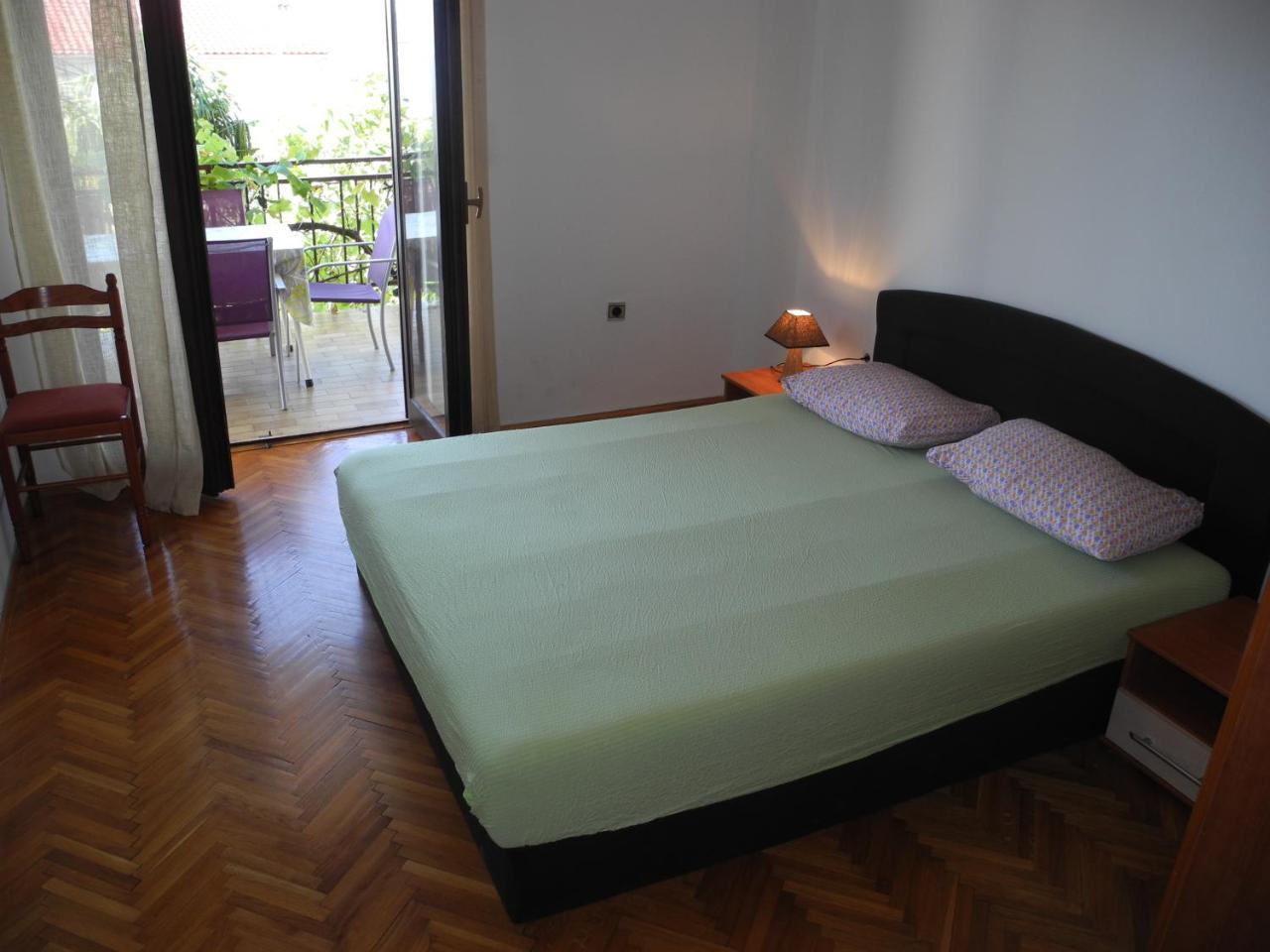 Apartment Vucko 6 Pax Crikvenica Exteriör bild
